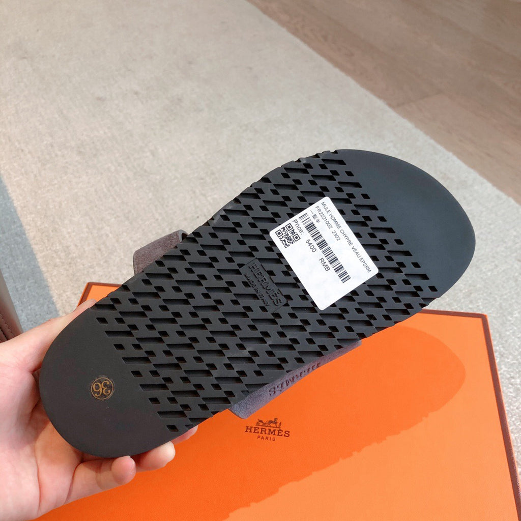 H slippers