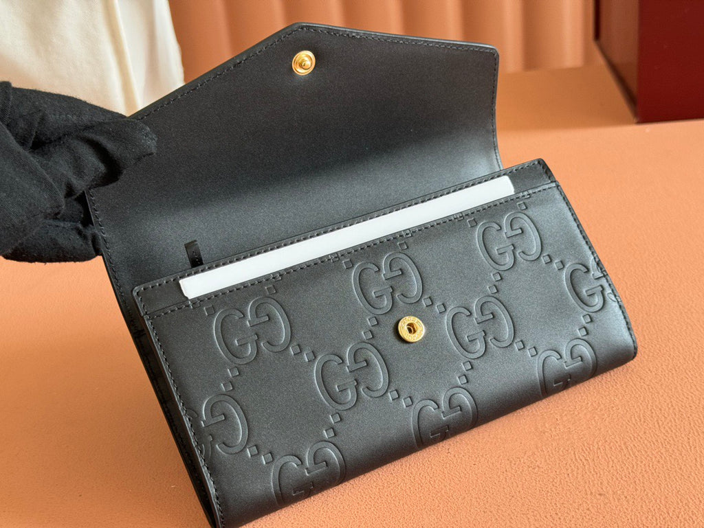 Gucci wallet