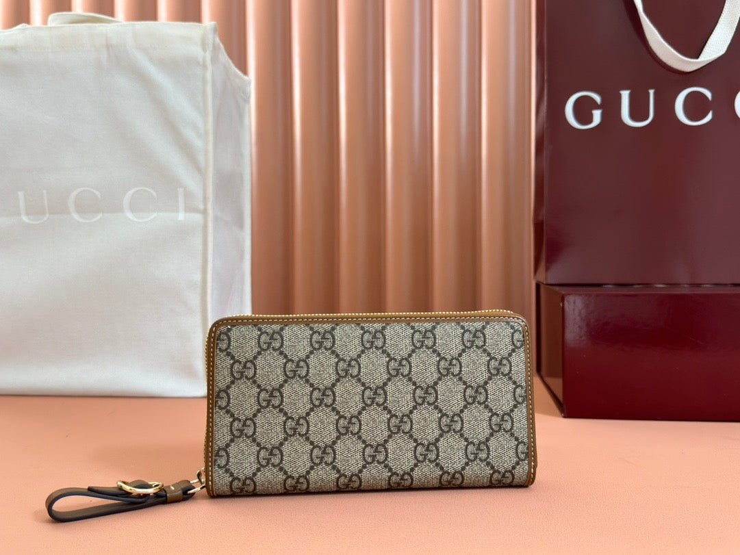Gucci wallet