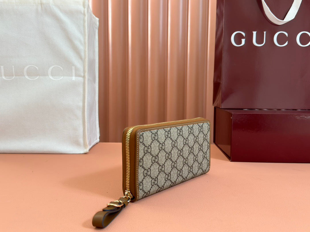 Gucci wallet