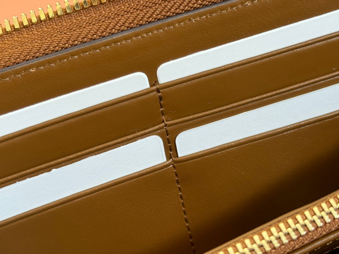 Gucci wallet