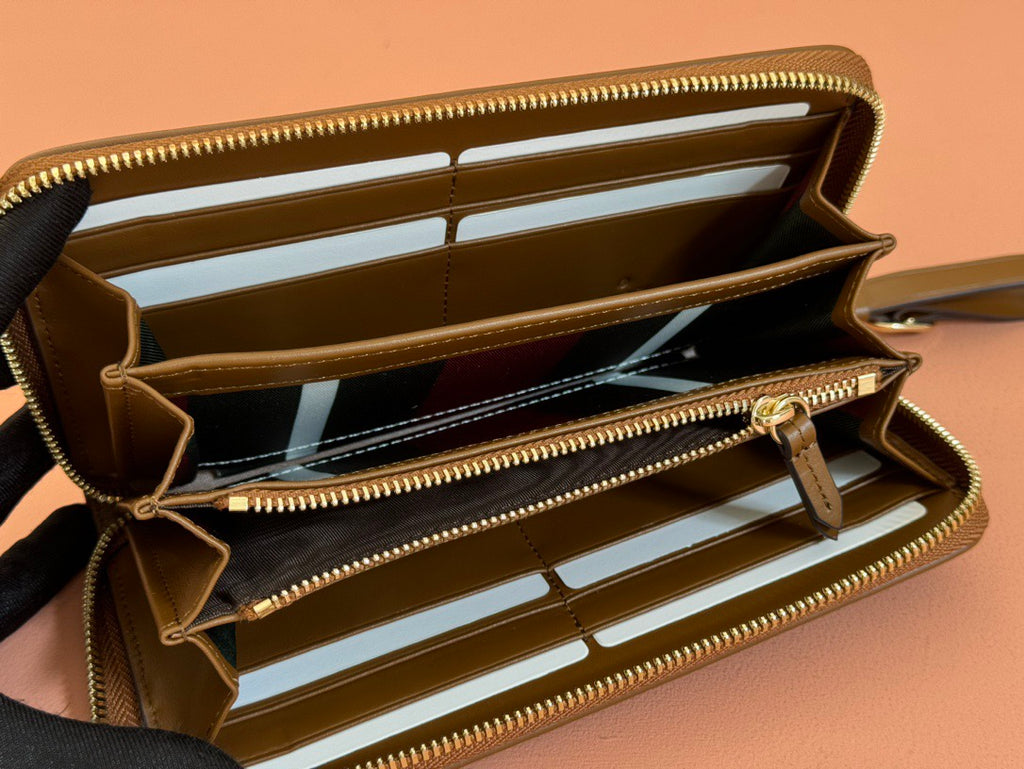 Gucci wallet