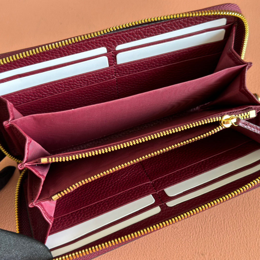 Gucci wallet