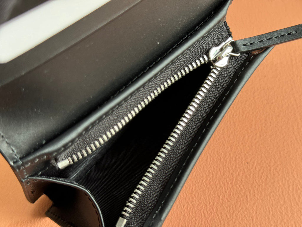 Gucci wallet