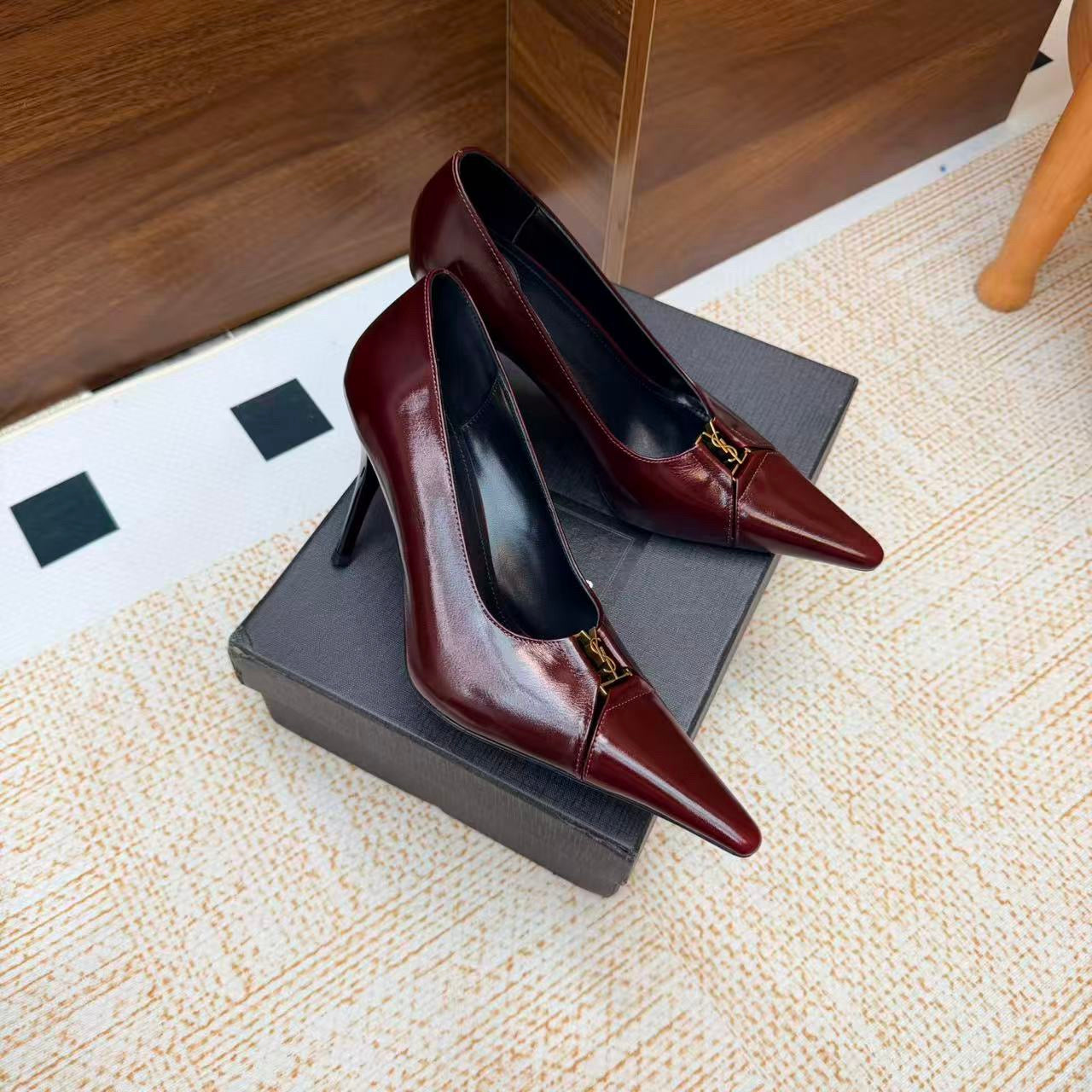Ysl     Heels