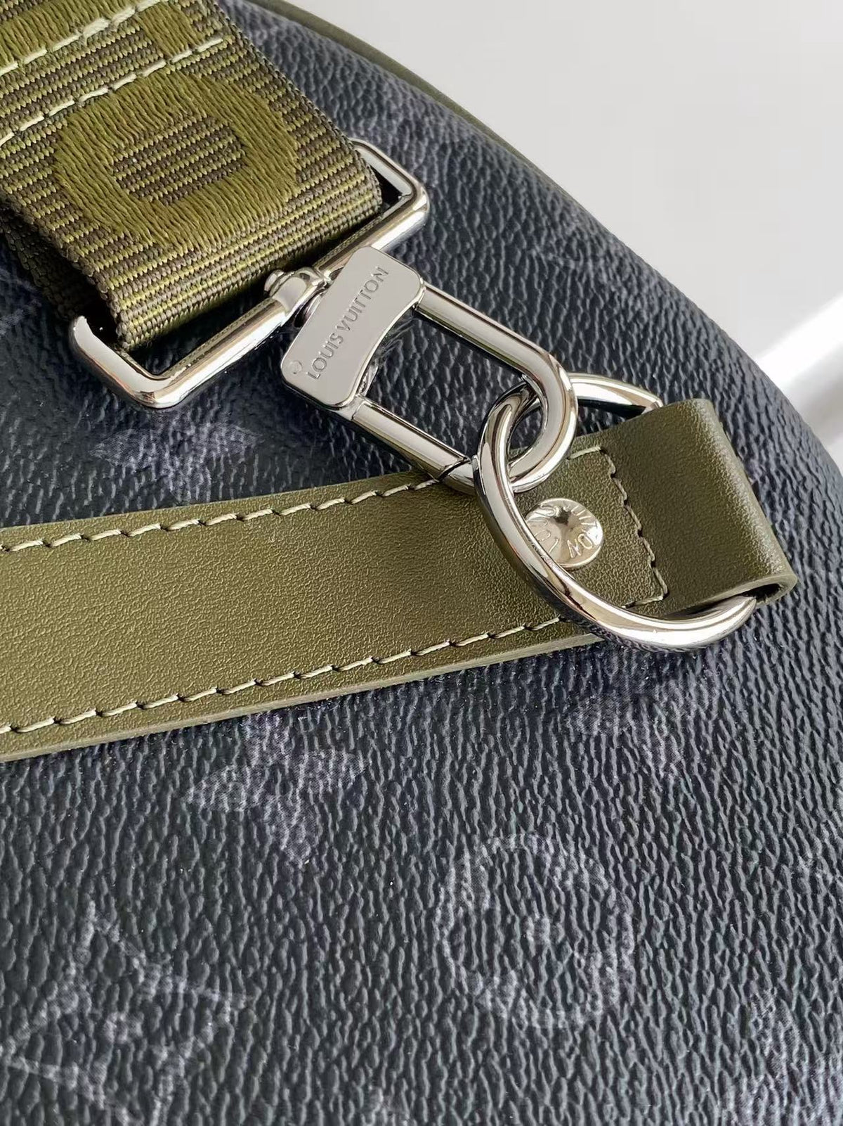 Lv