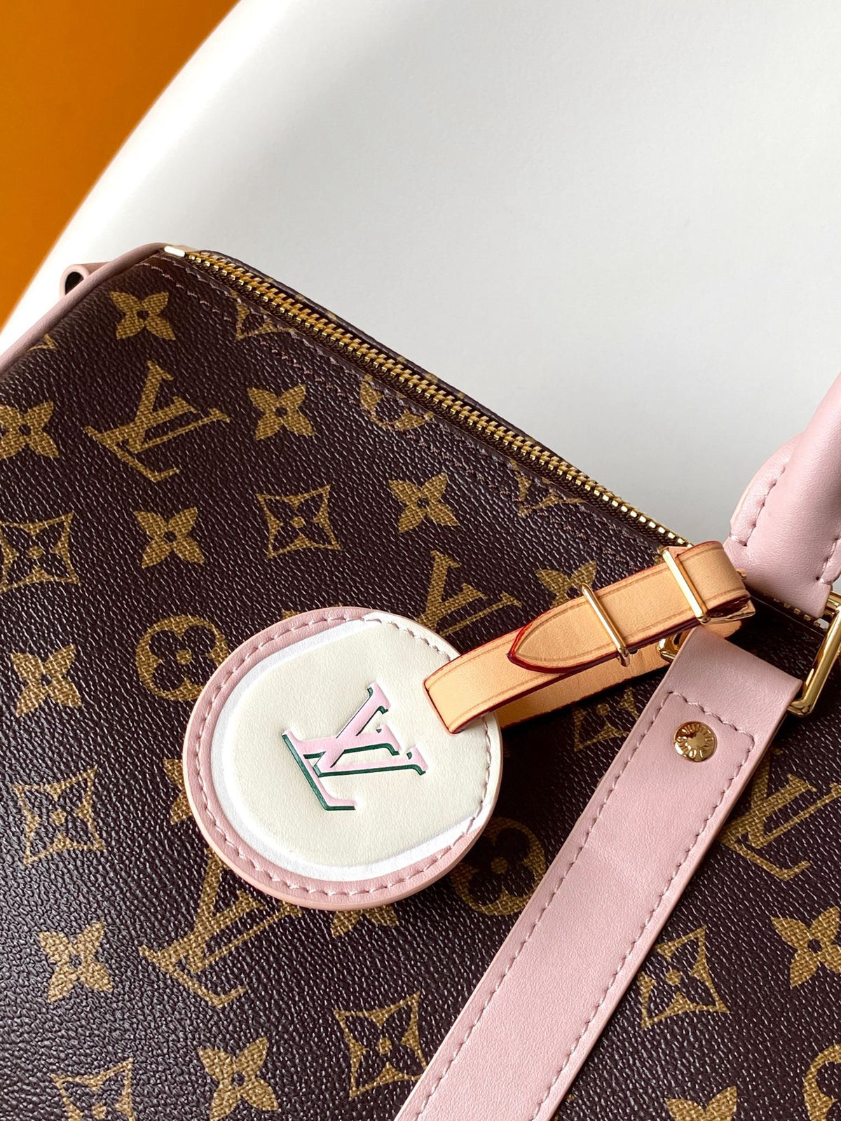 Lv