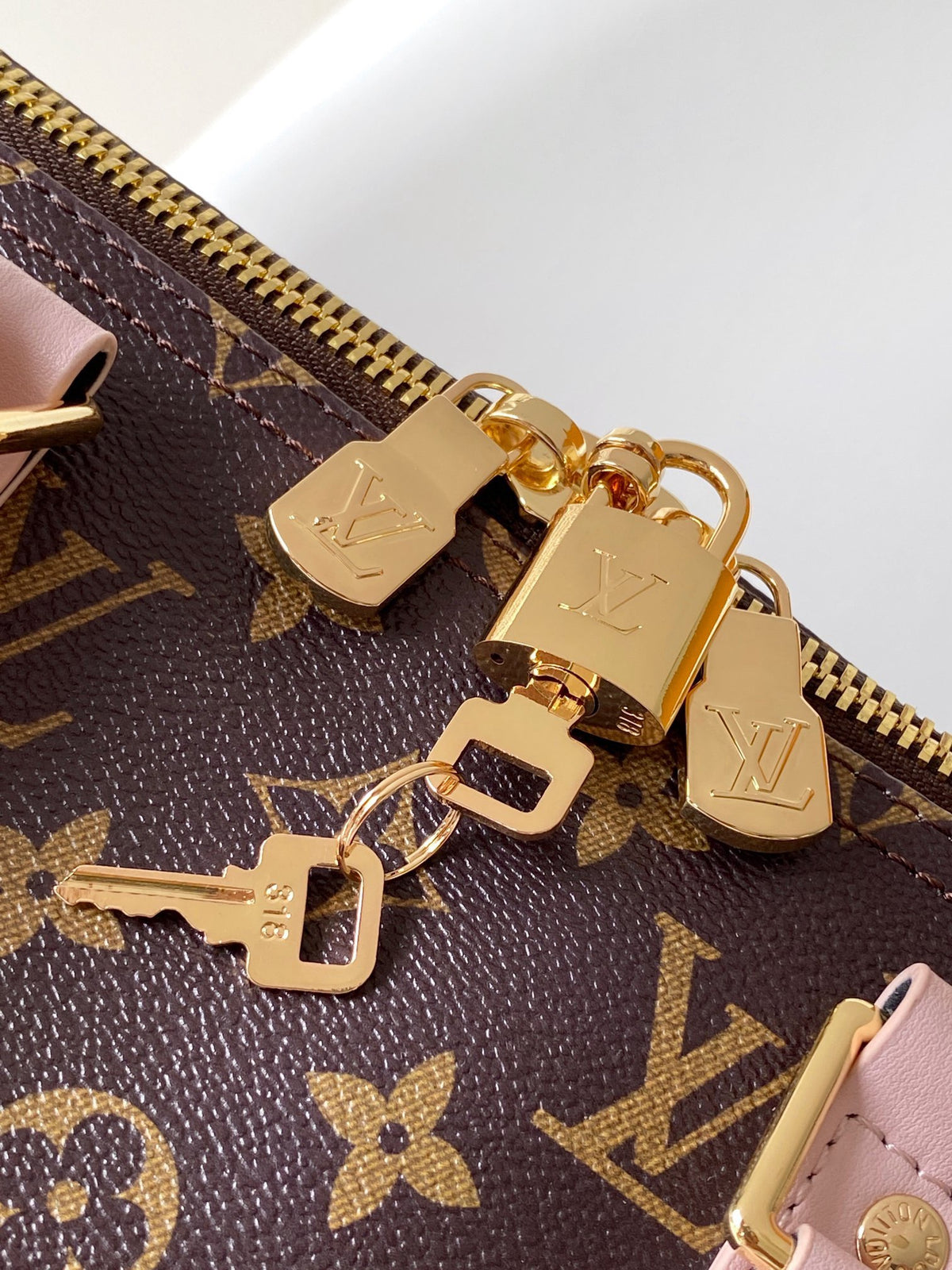 Lv