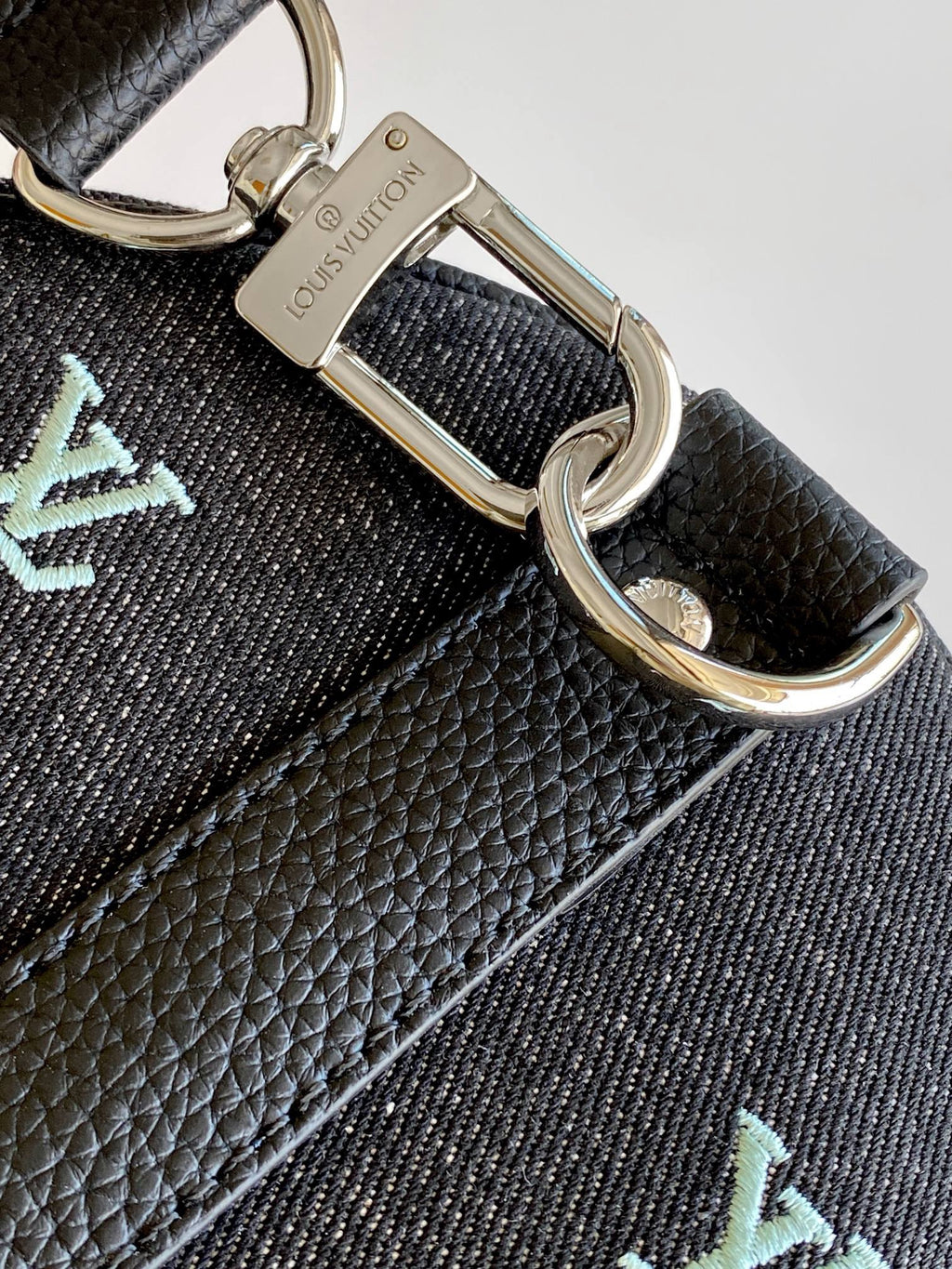 lv