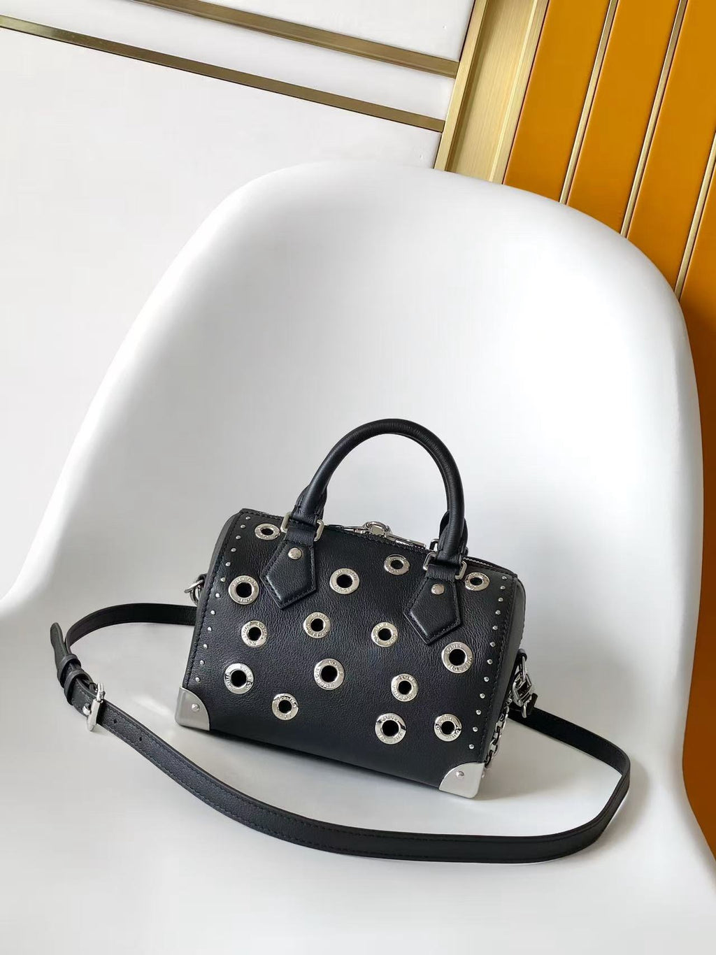 Lv