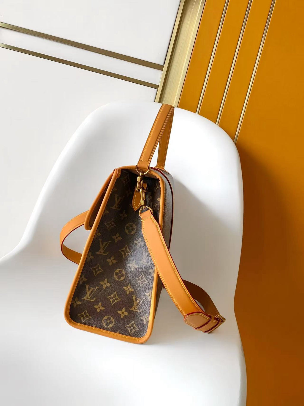 Lv
