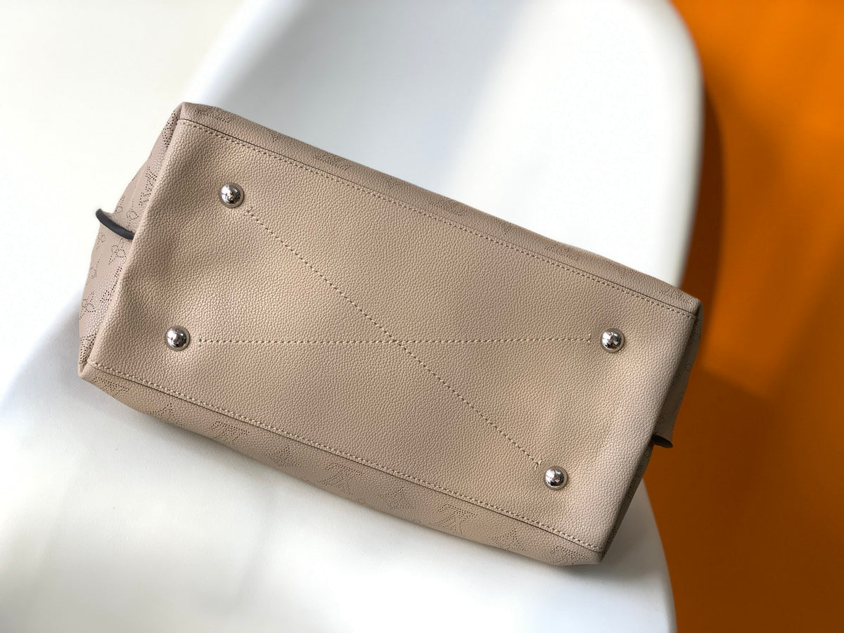 LV