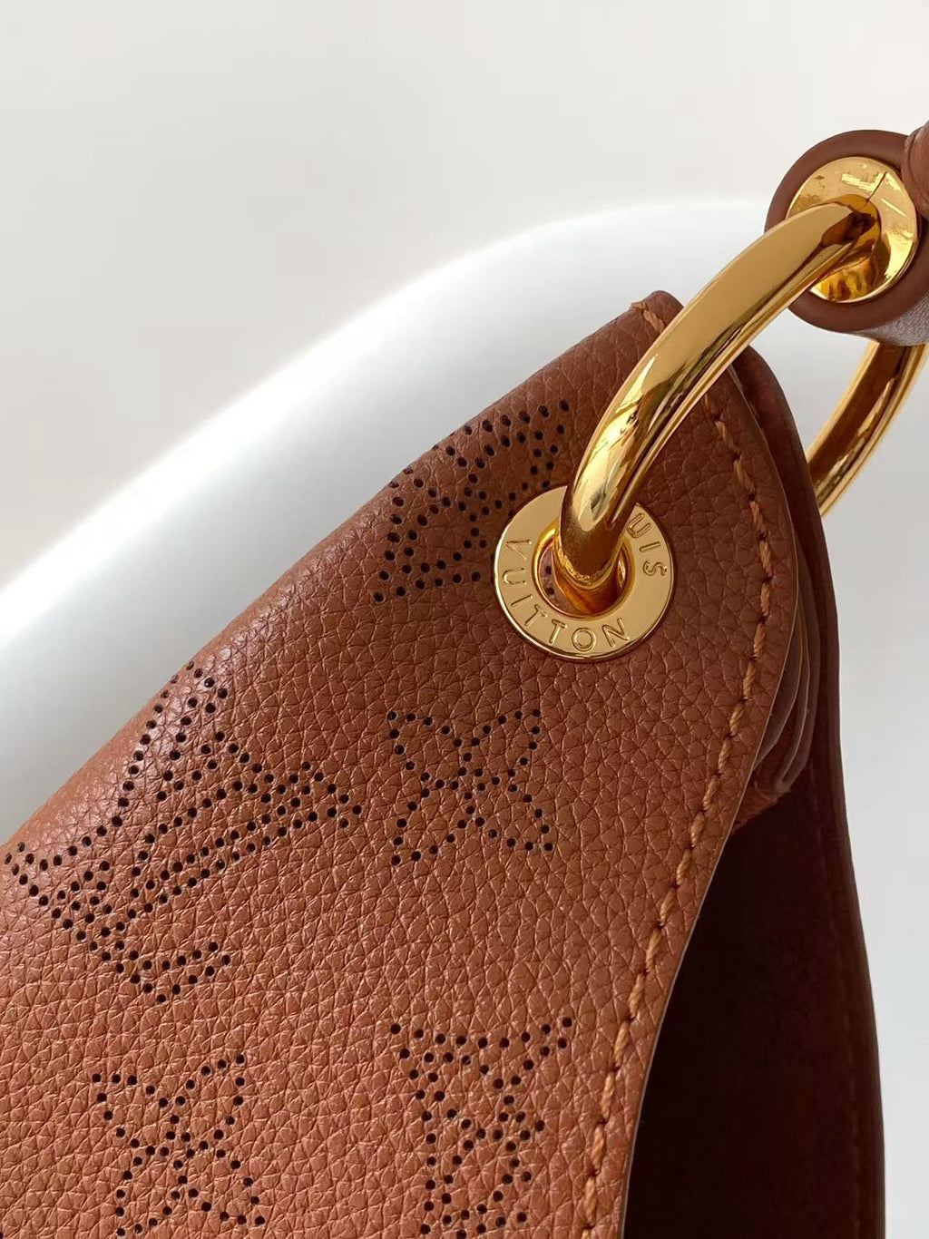 LV