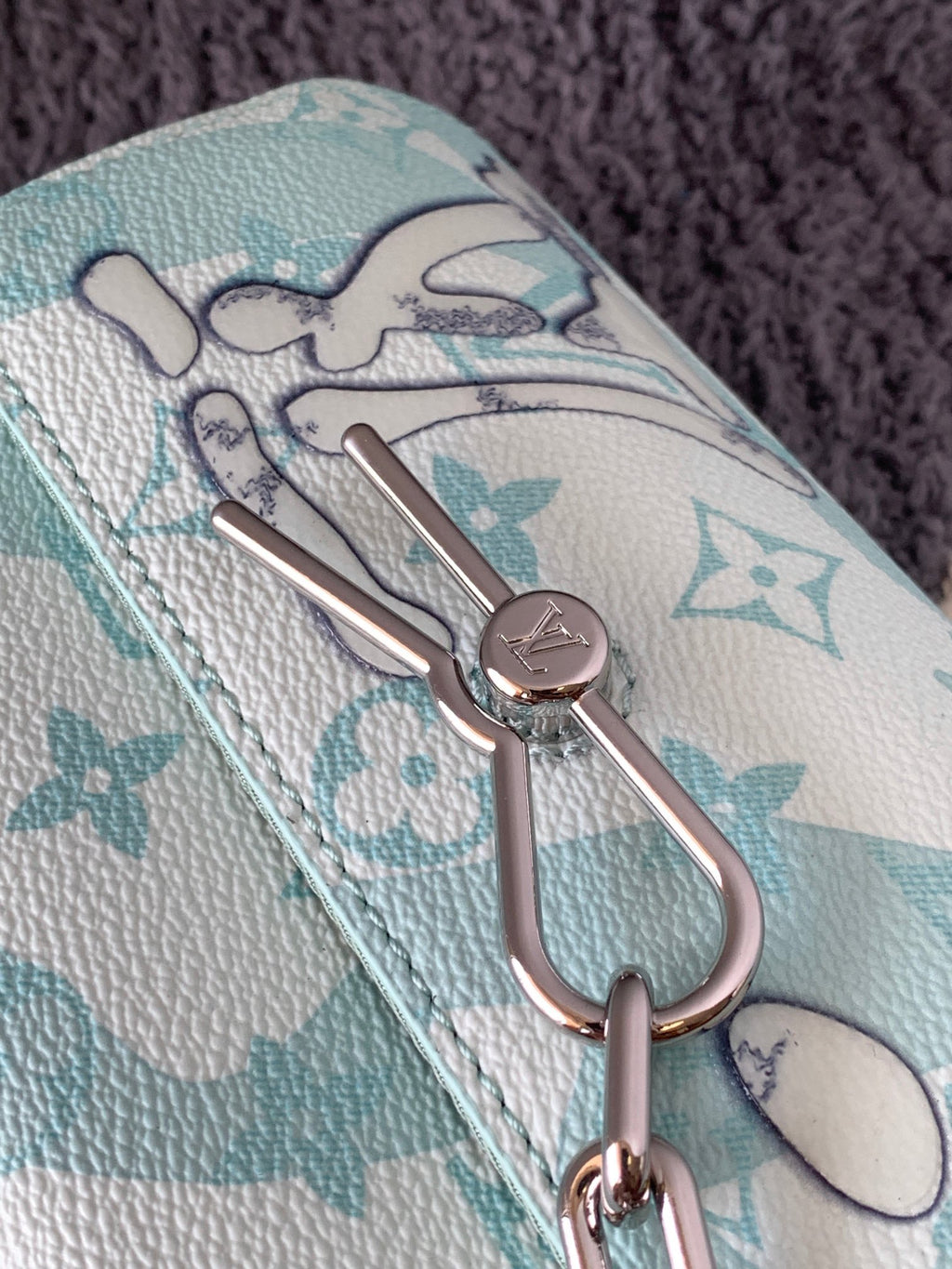 Lv