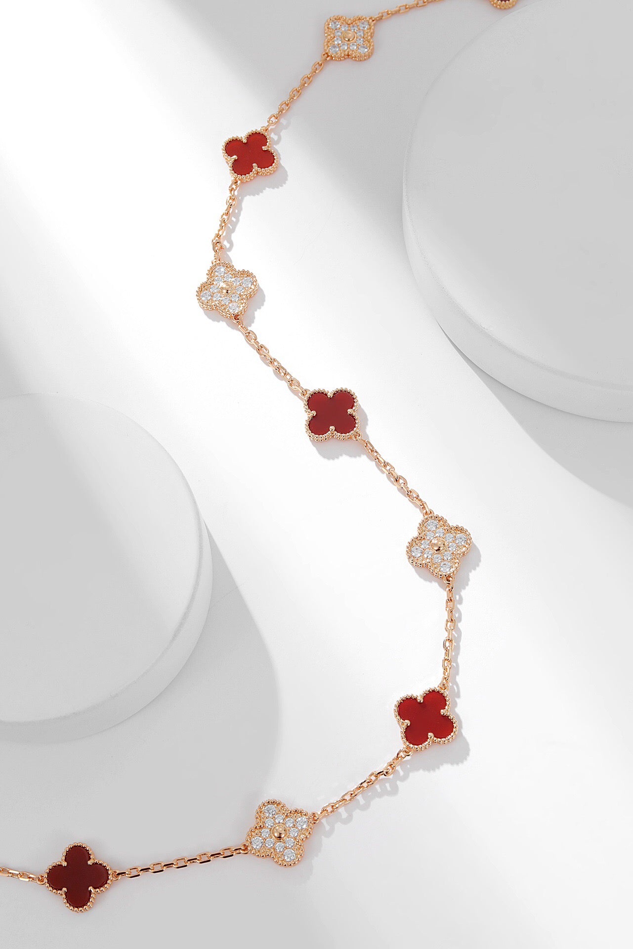 Vca necklace 20 flowers  red with diamonds