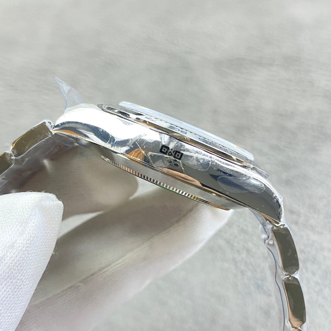Rolex  40mm
