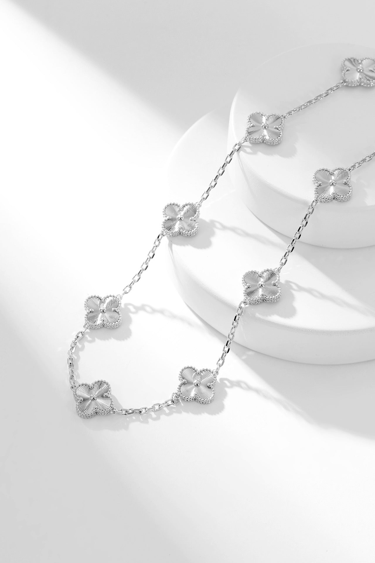 Vca necklace 20 flowers