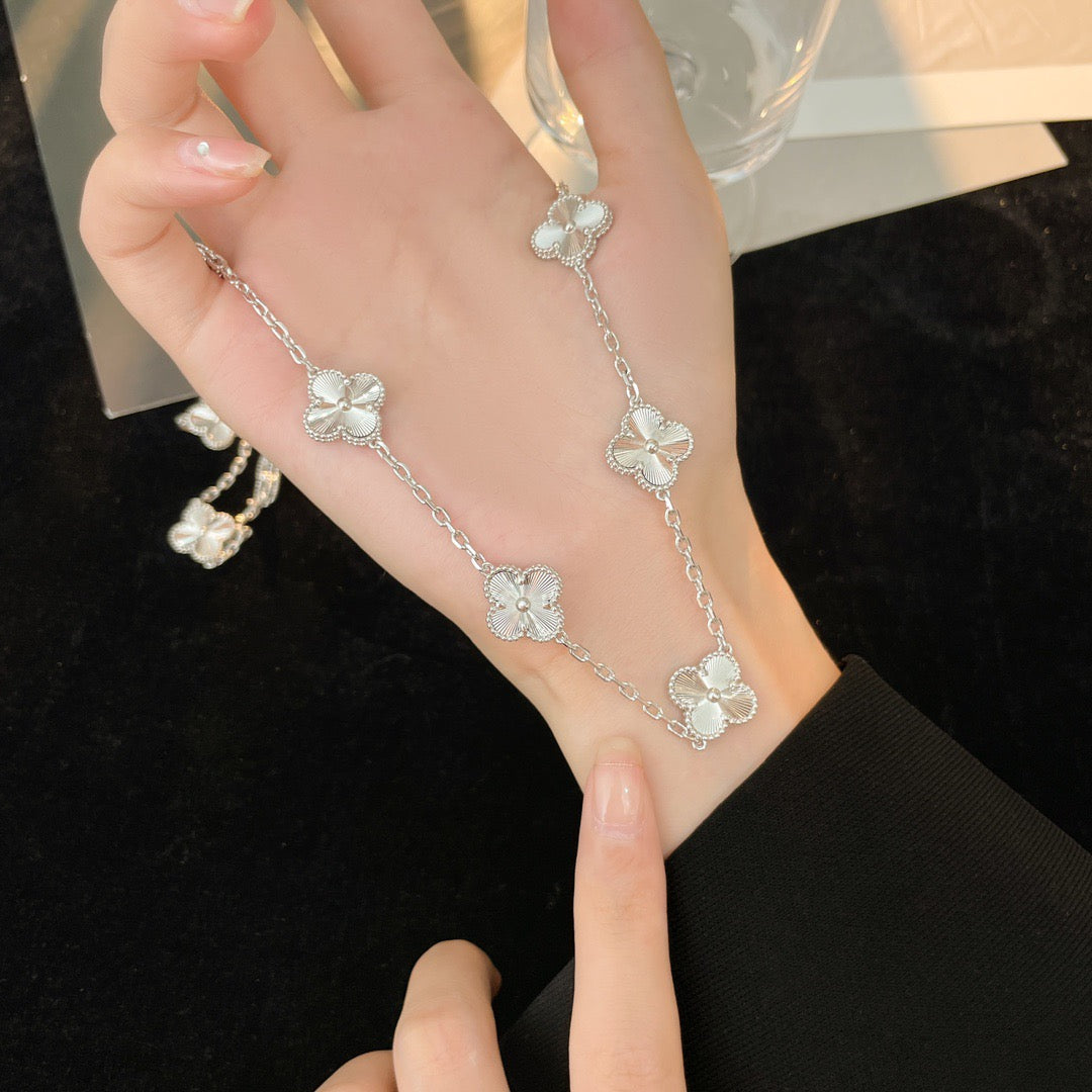 Vca necklace 20 flowers