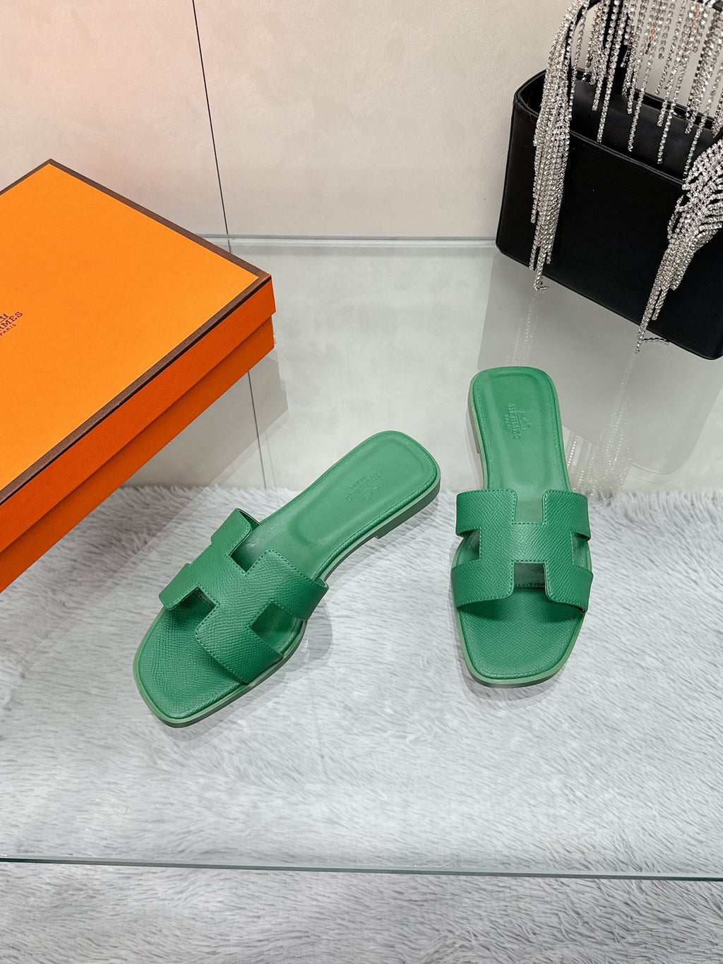 H slippers