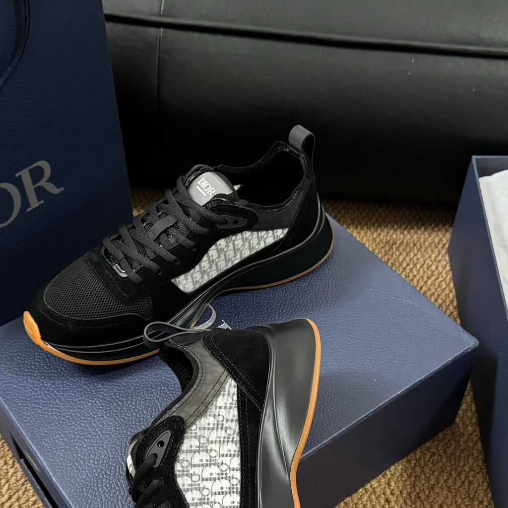 Dior Runner