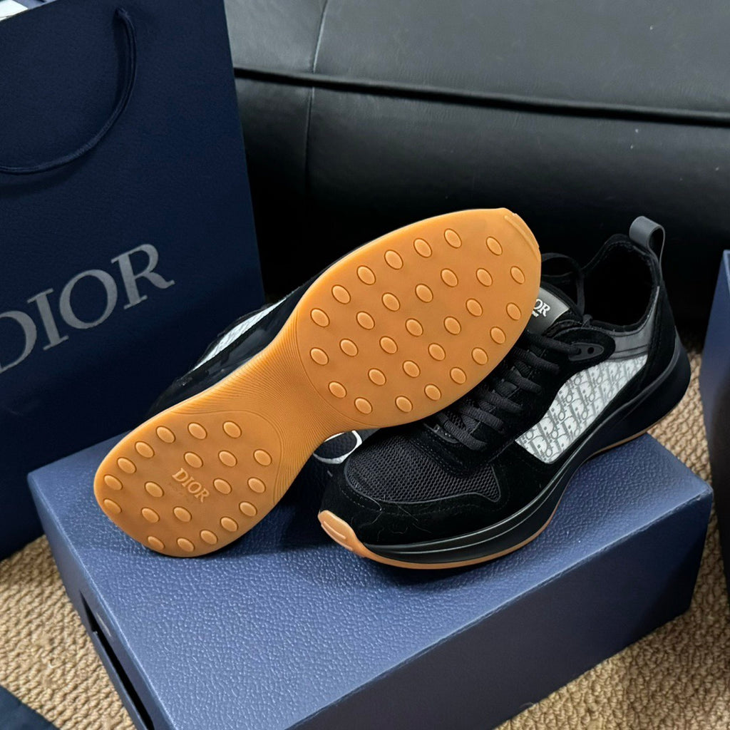 Dior Runner