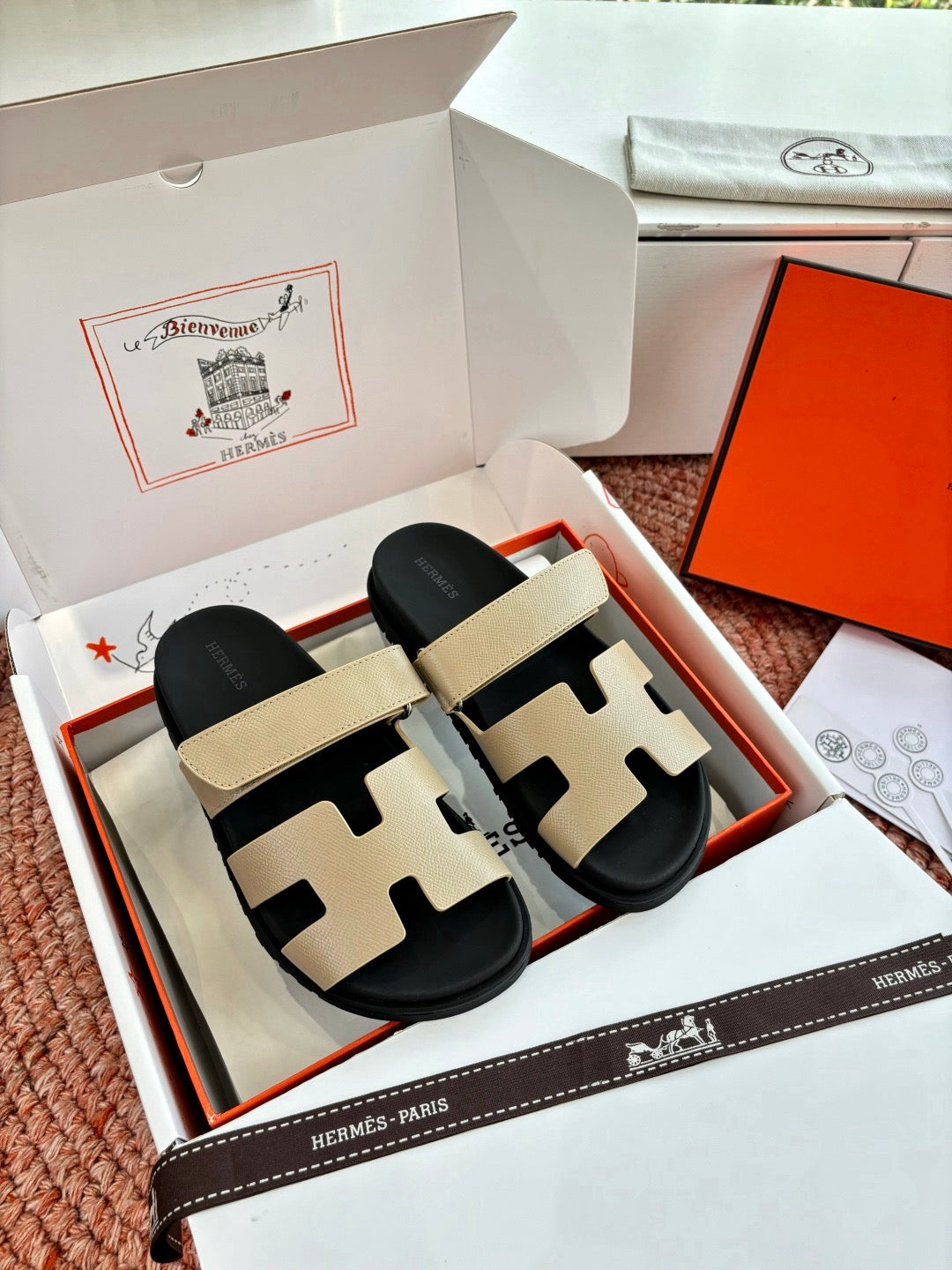 H slippers
