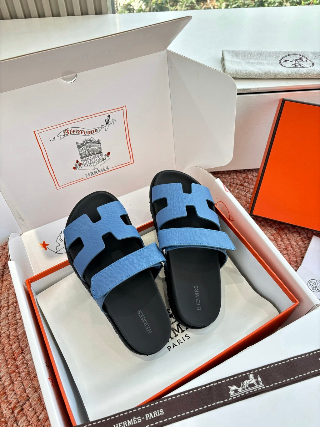 H slippers