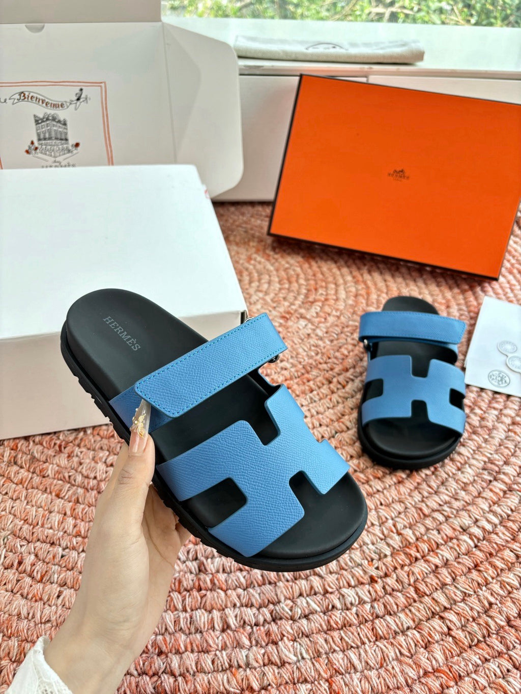 H slippers