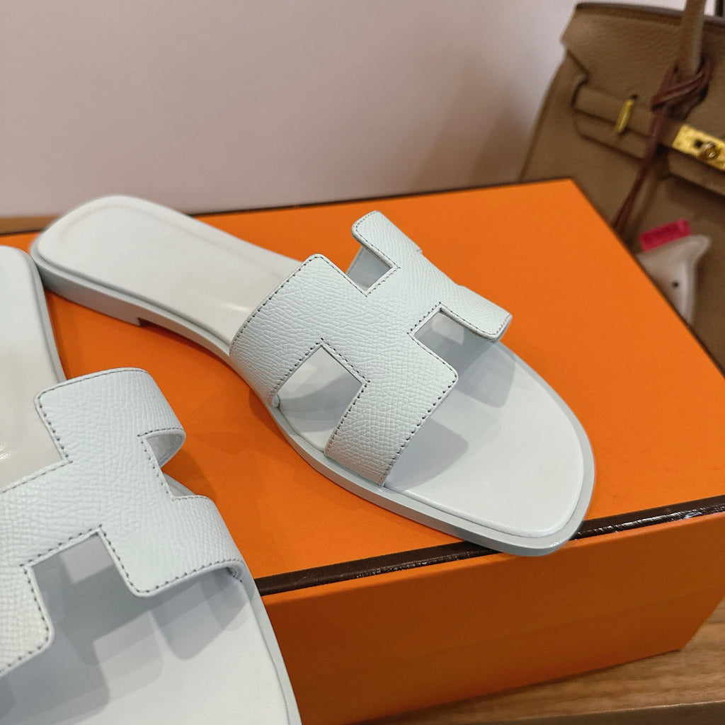 H slippers
