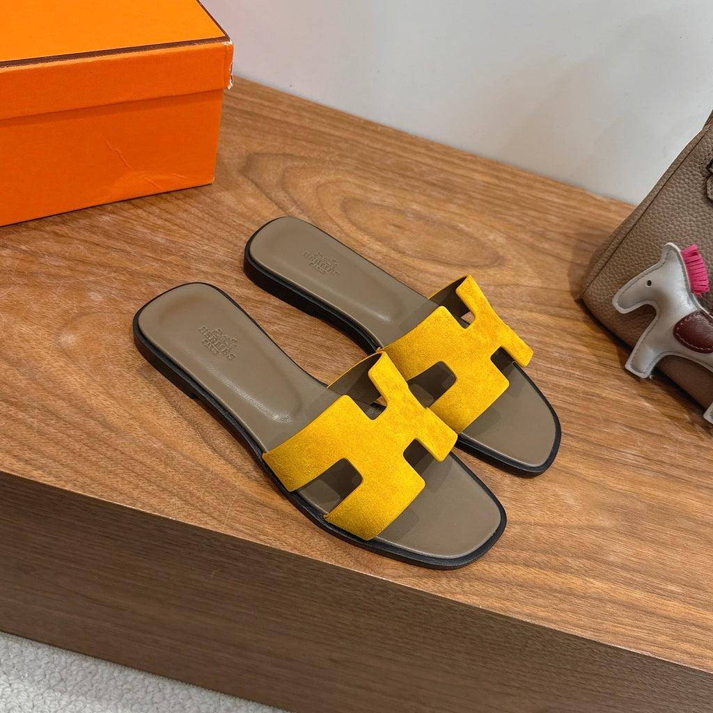H slippers