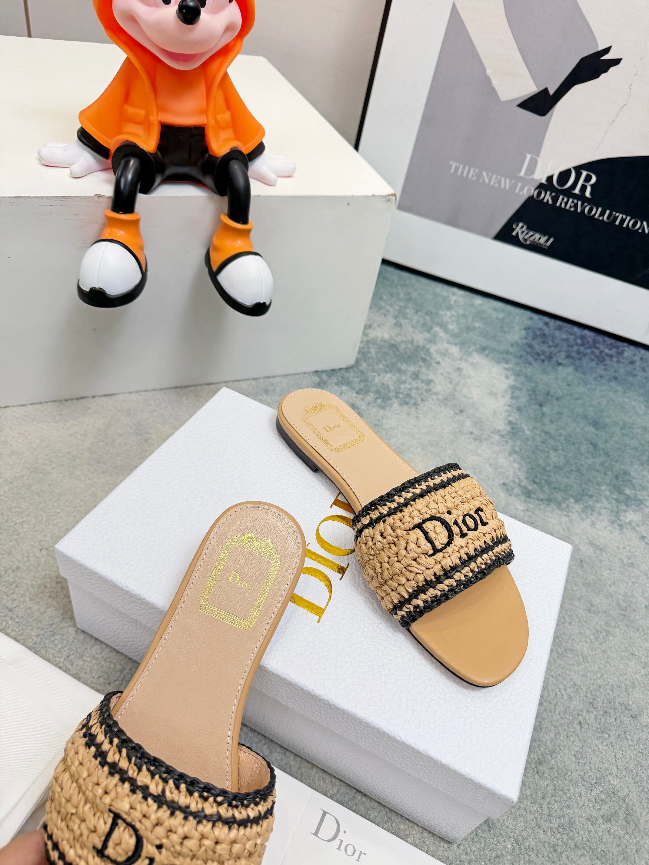 Dior