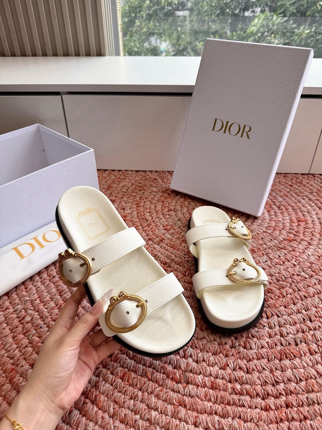 Dior
