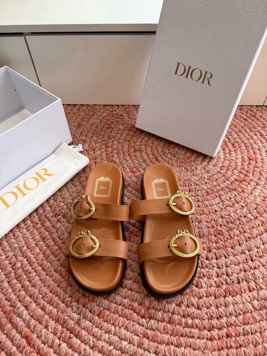 Dior