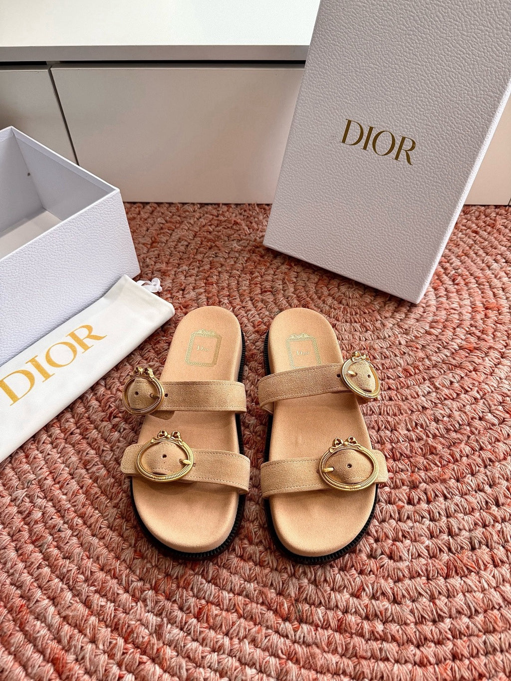 Dior