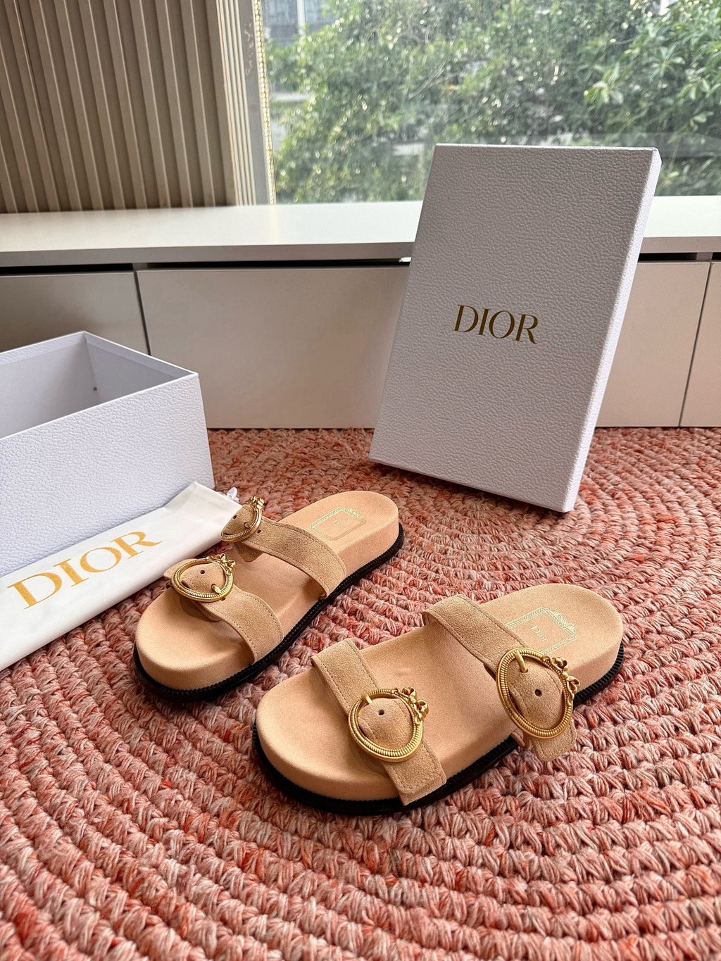 Dior