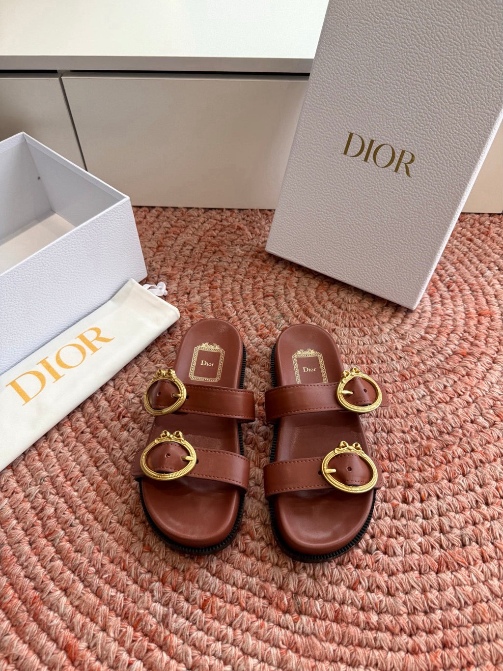 Dior
