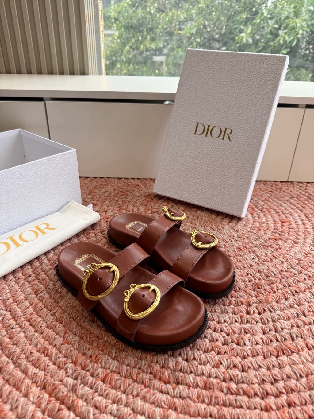 Dior
