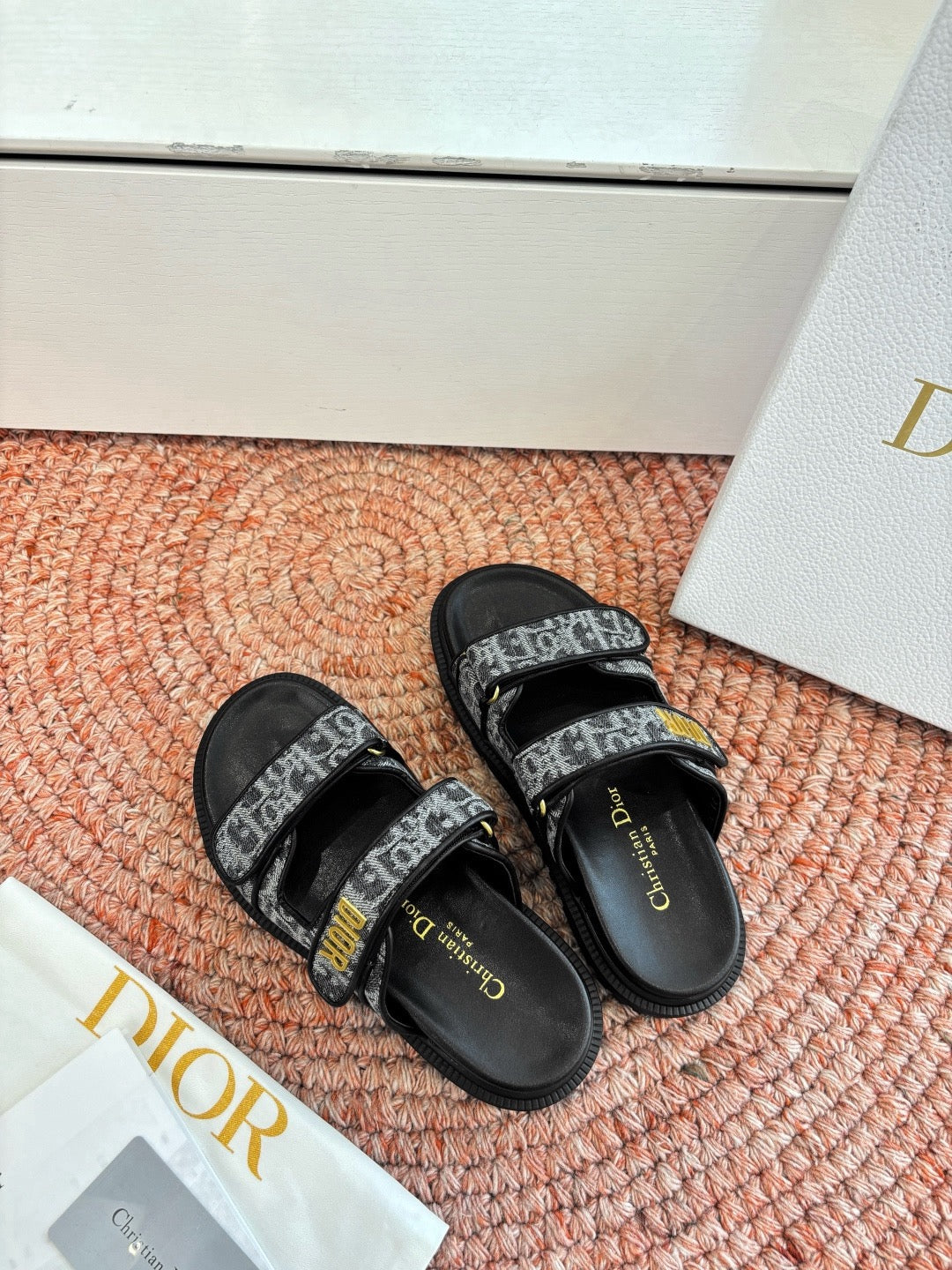 Dior