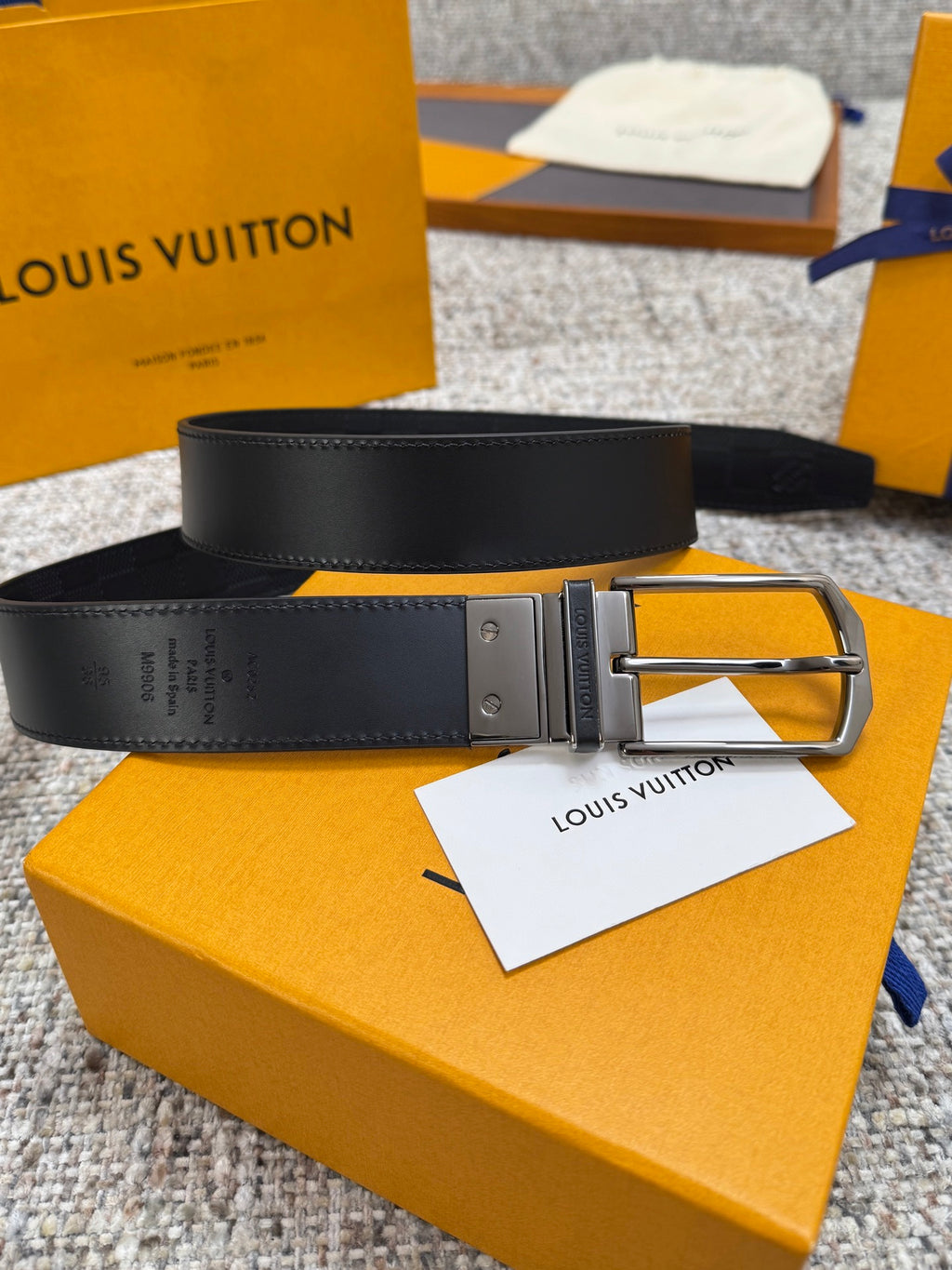 Lv Belt