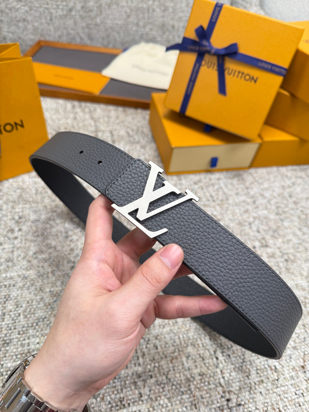 Lv belt