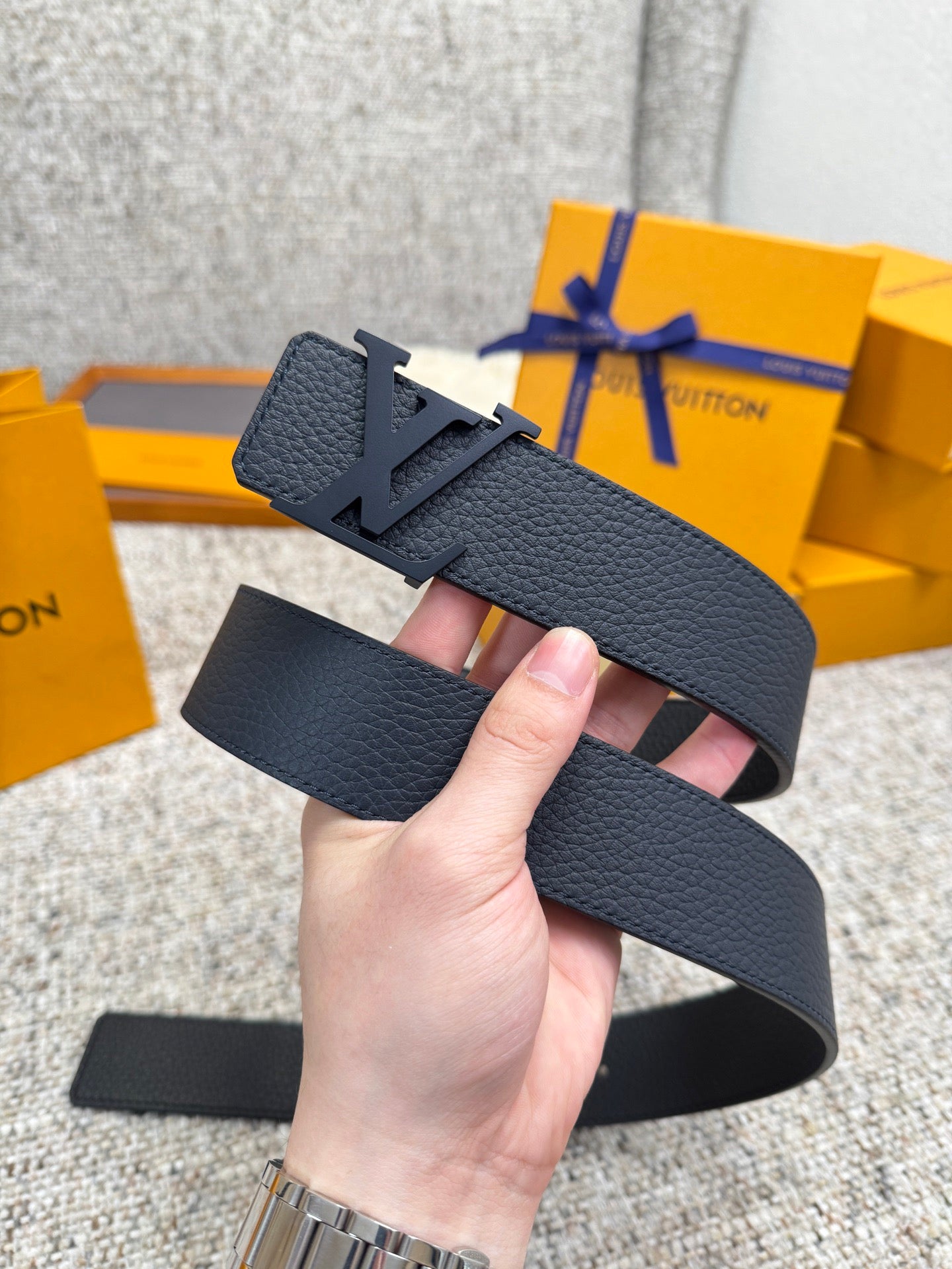 Lv belt
