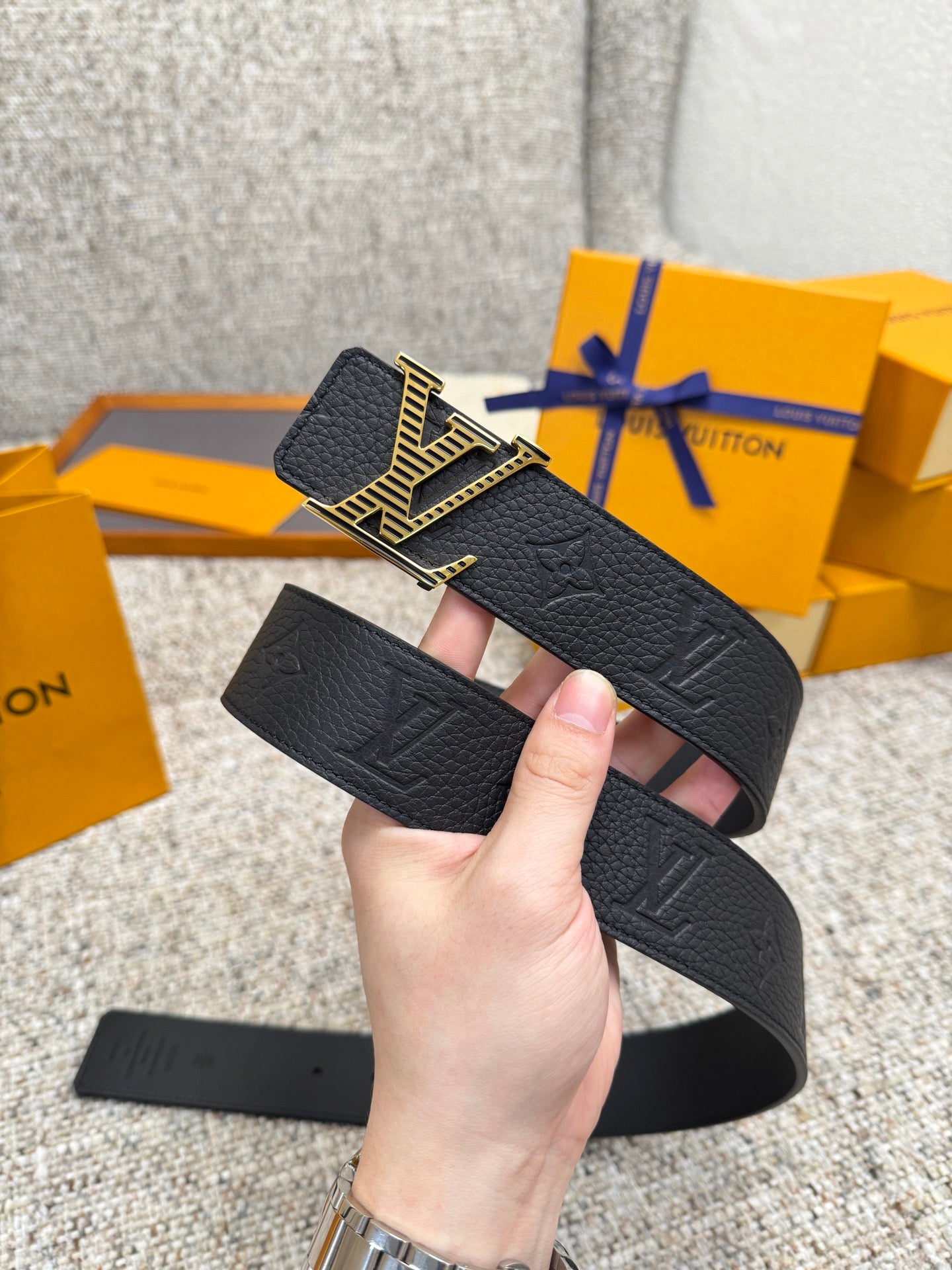 Lv belt