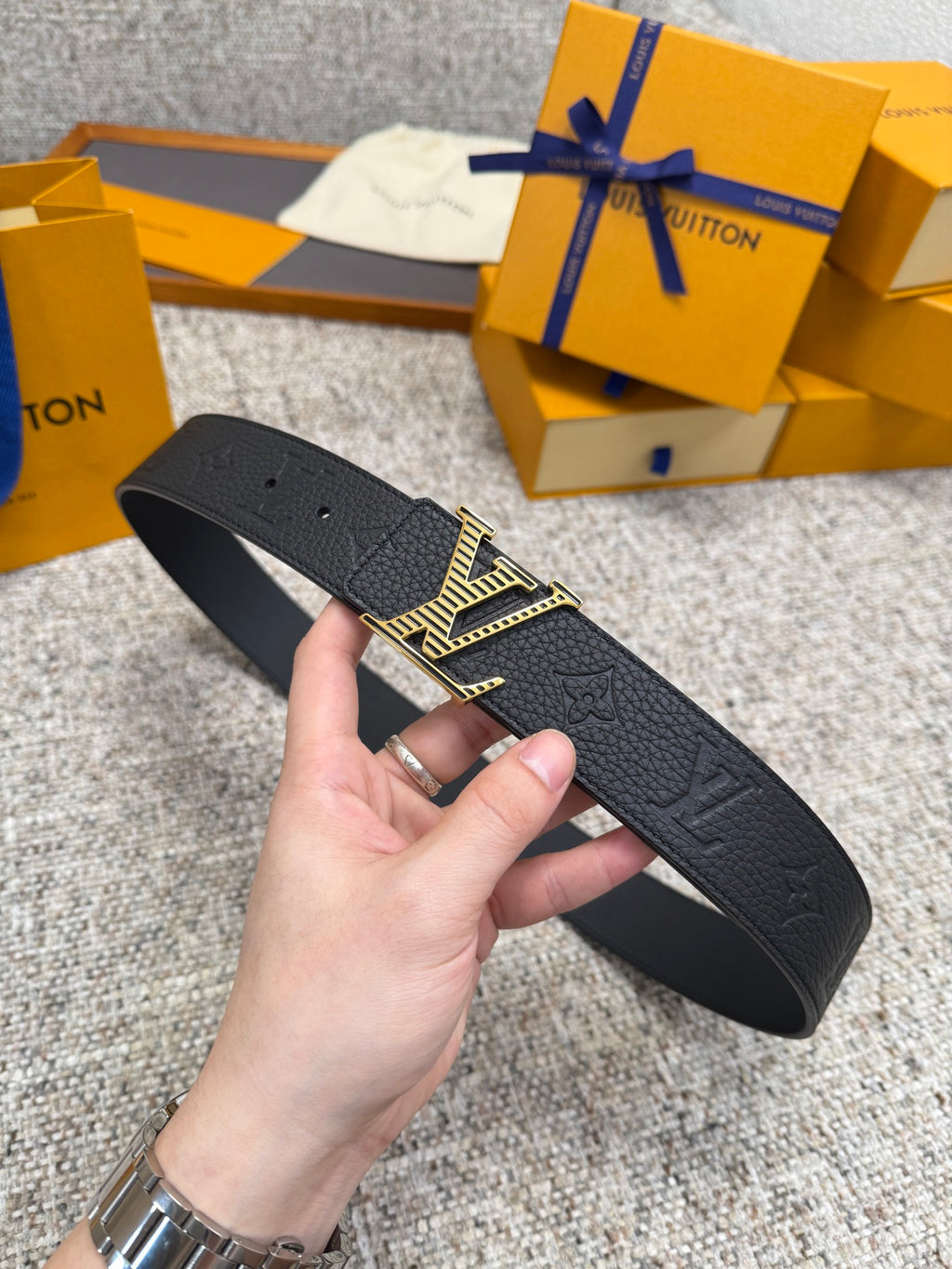 Lv belt