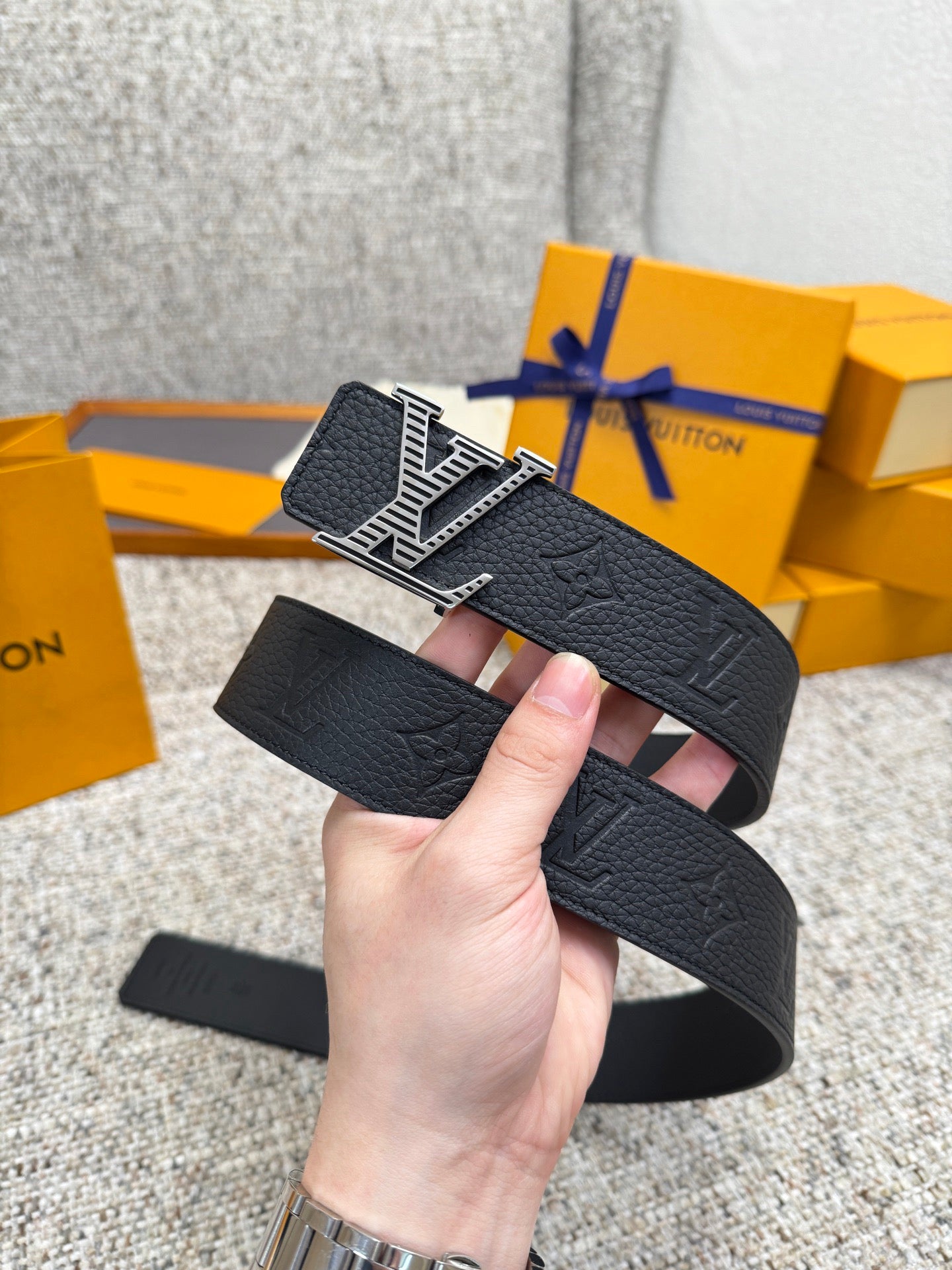 Lv belt