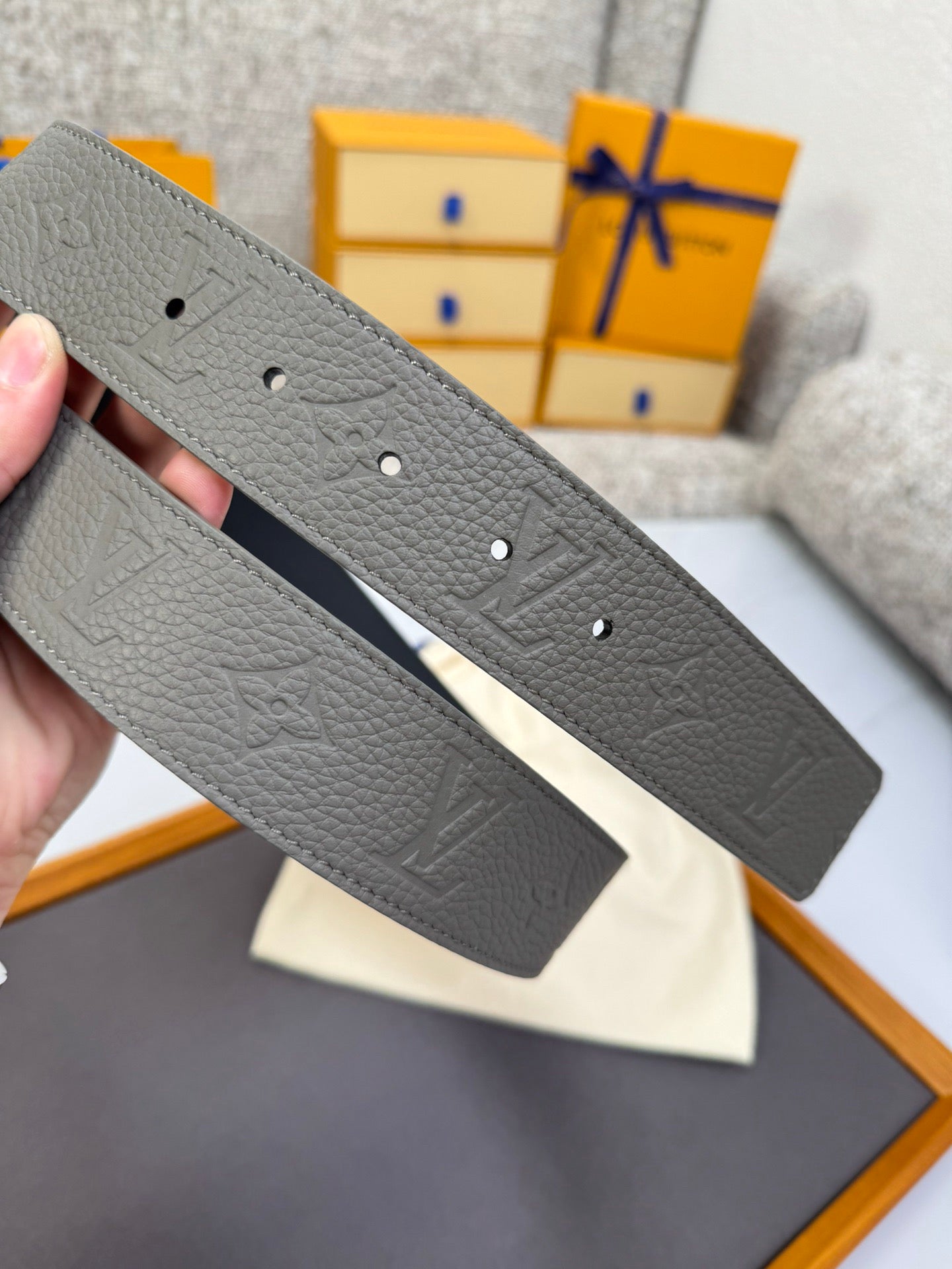 Lv belt