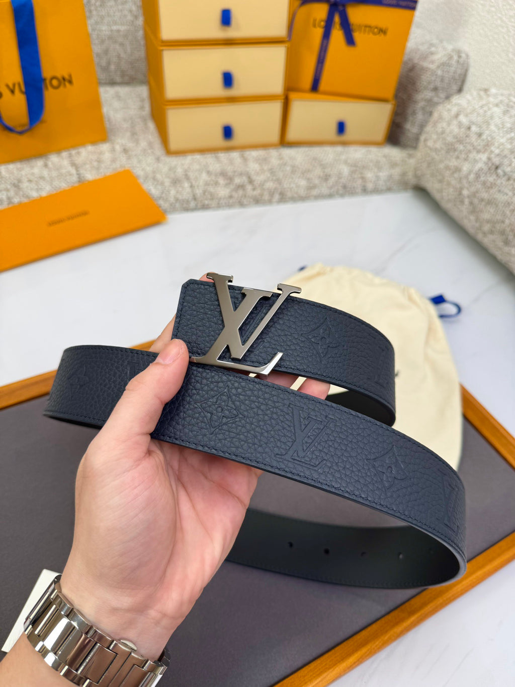 Lv belt