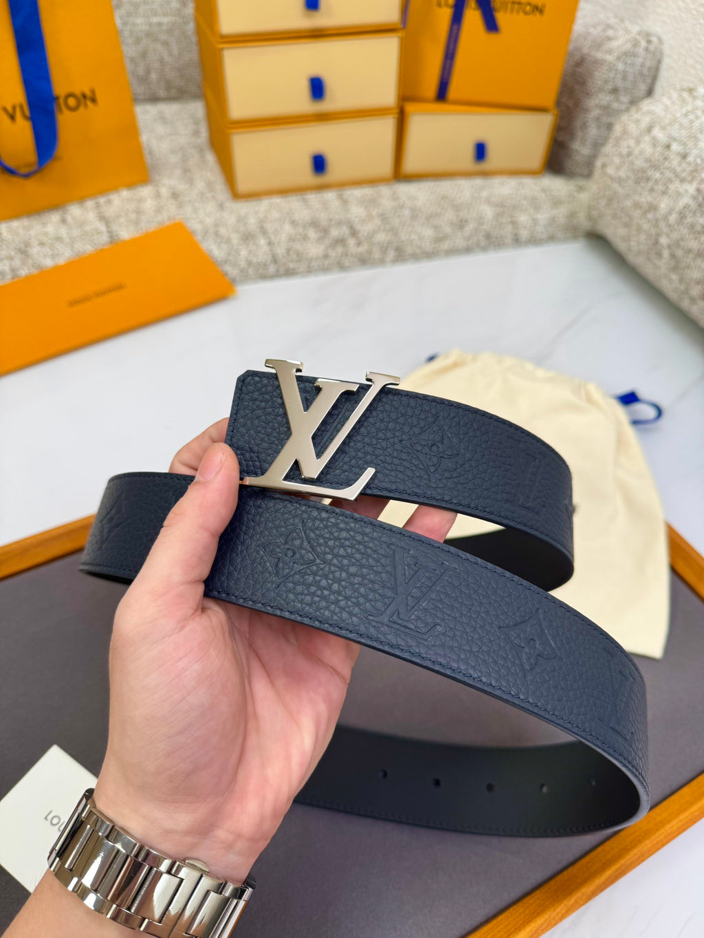 Lv belt