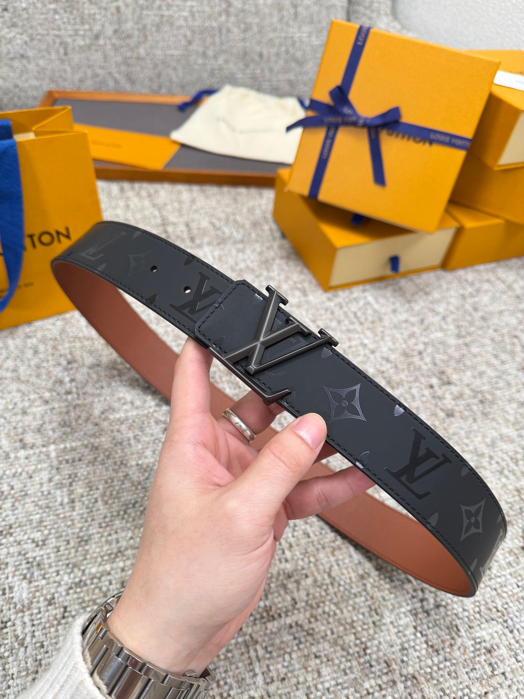 Lv belt