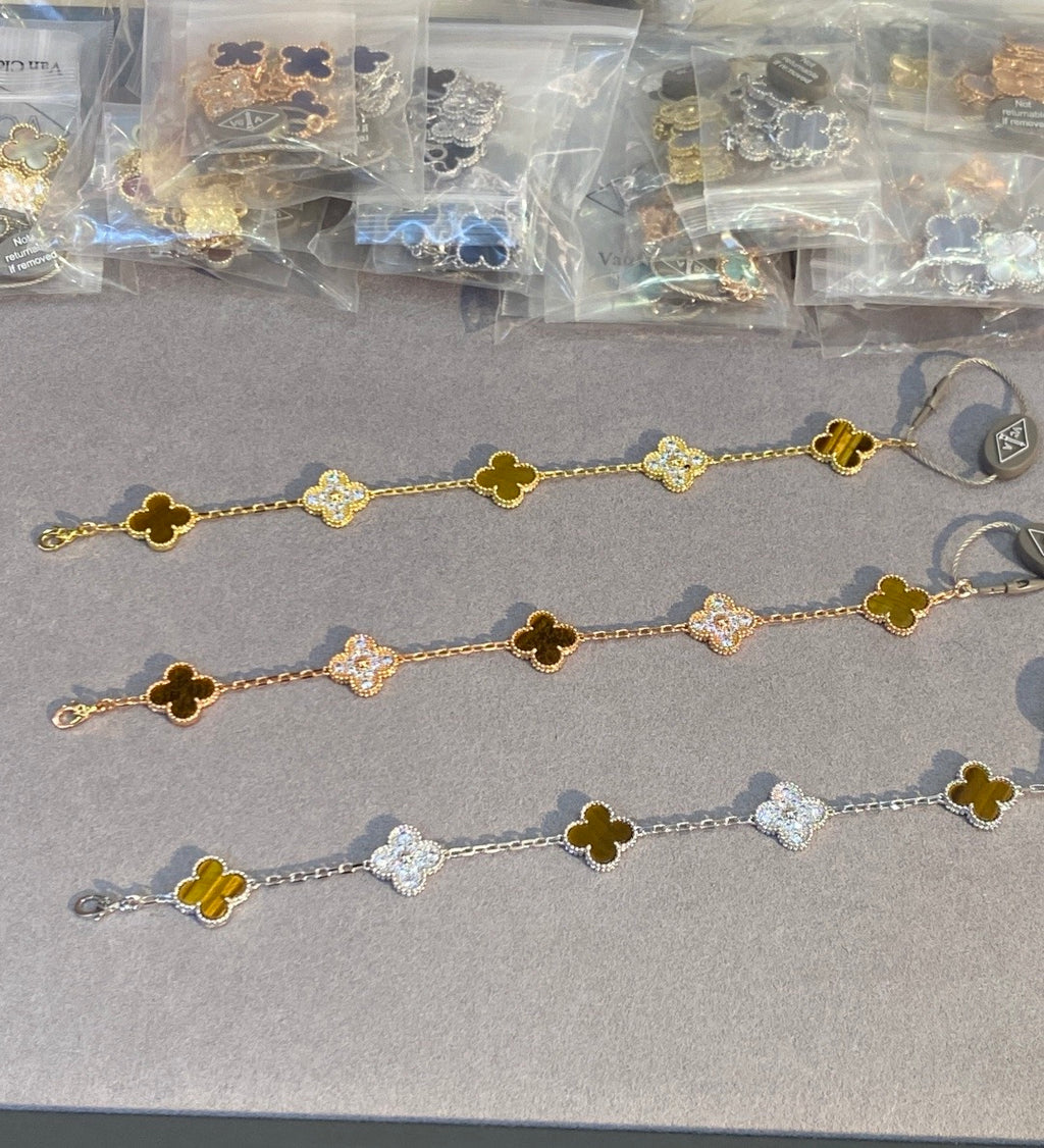 Vca bracelet