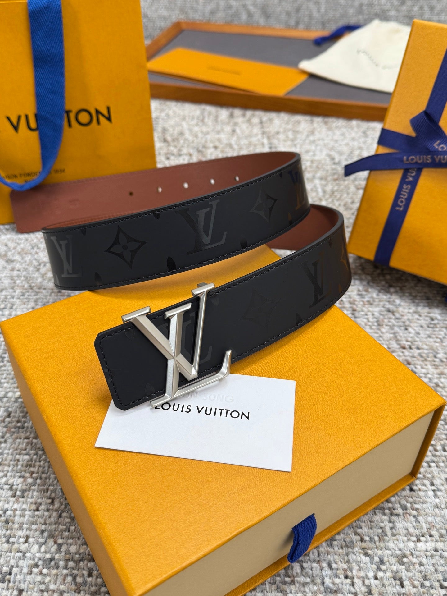 Lv belt